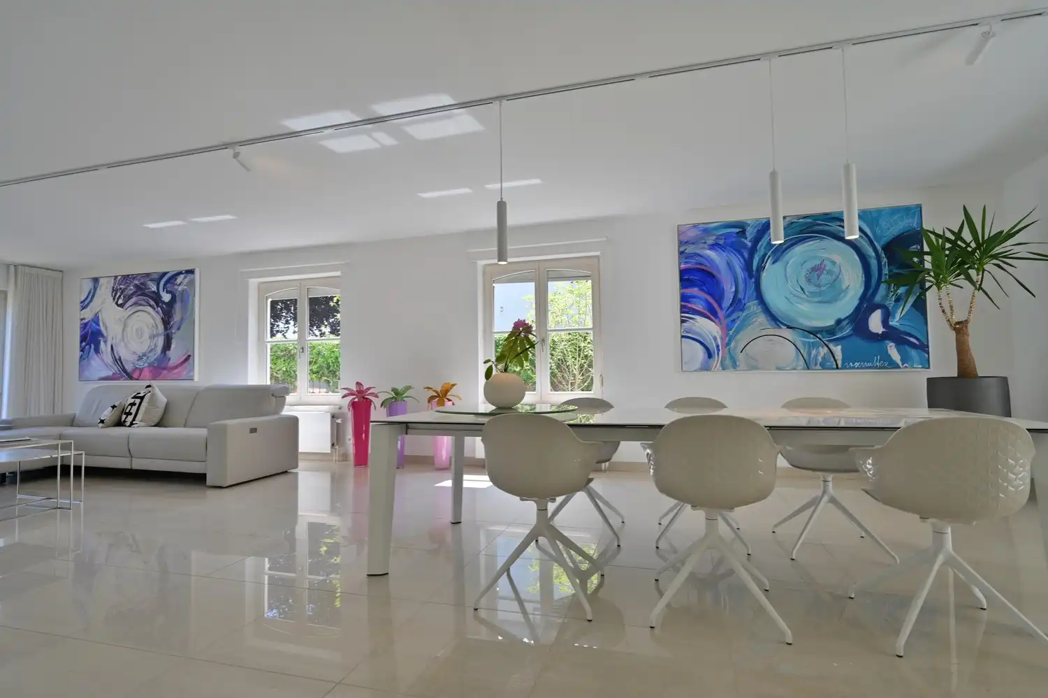 Exclusieve, gerenoveerde villa op toplocatie in residentieel Neerharen foto 6