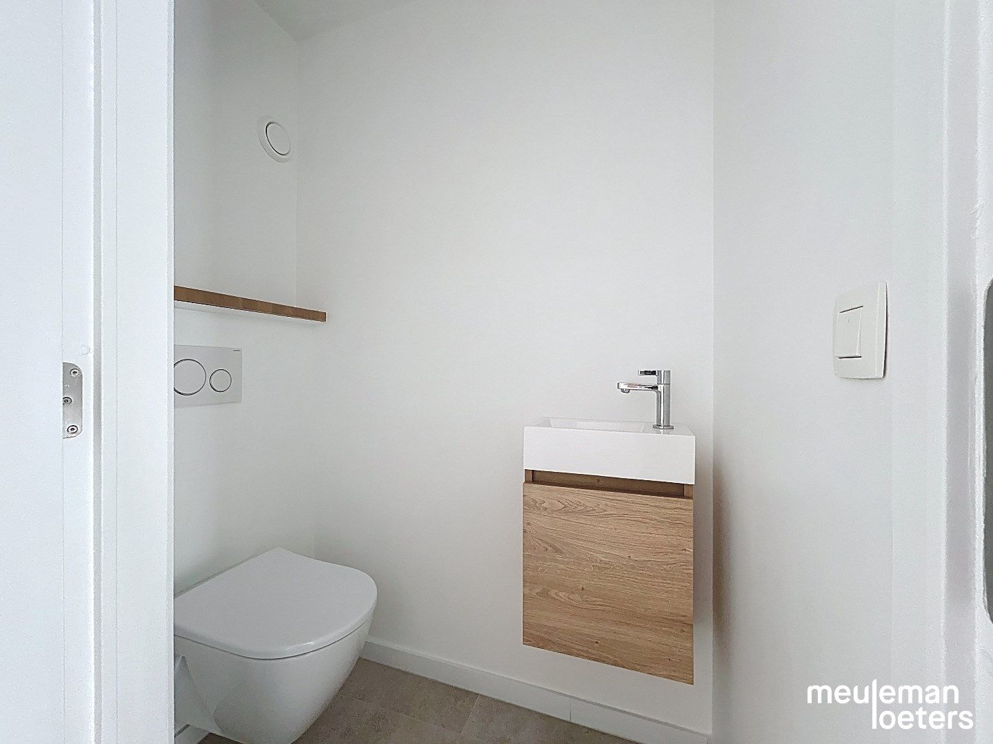 Nieuwbouw bel-etagewoning met terras foto 12
