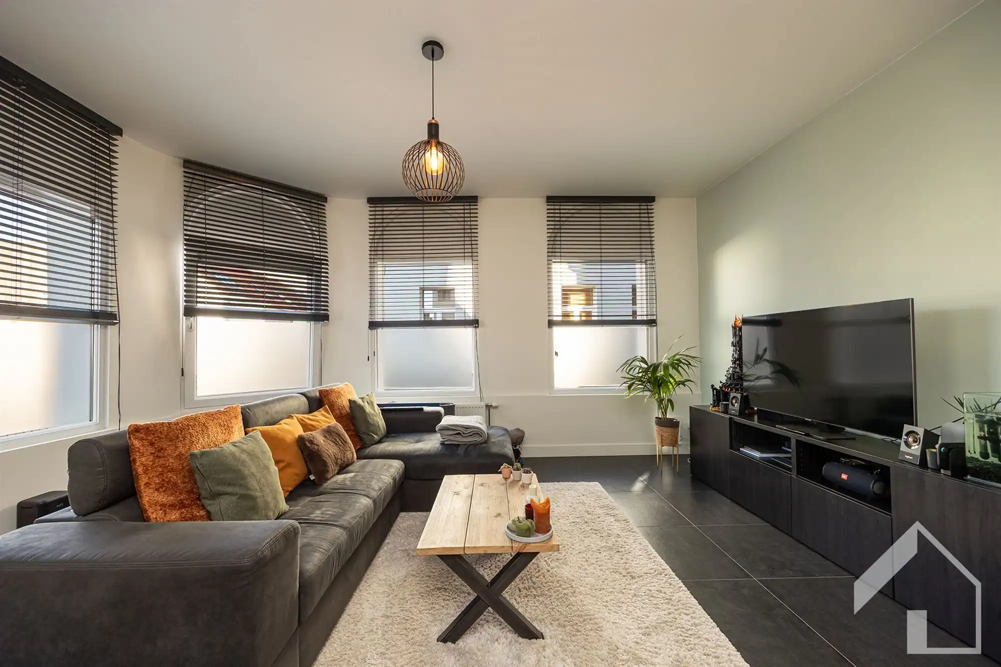 Gerenoveerde hoekwoning nabij het centrum van Lier  foto 2