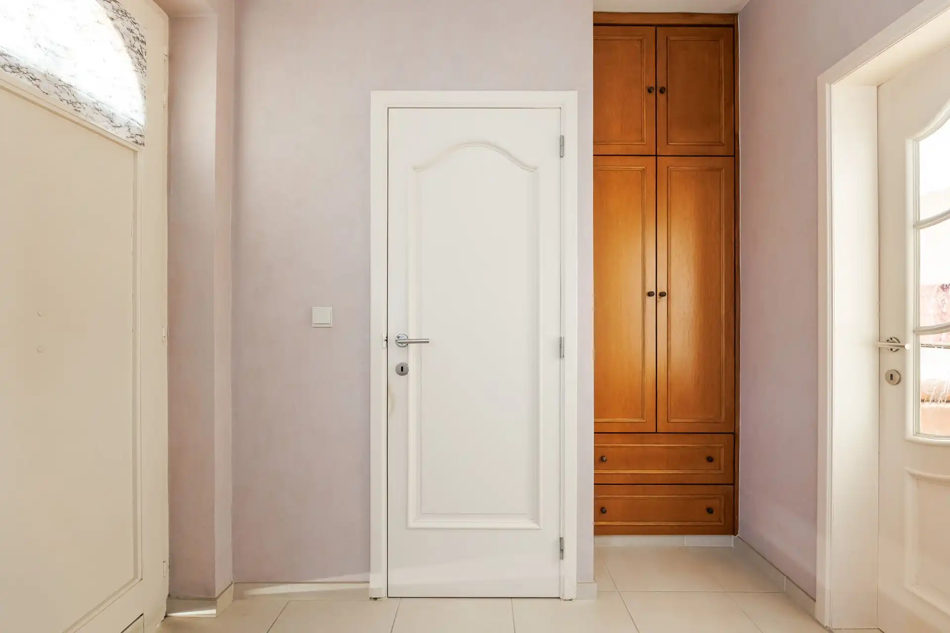 Fijne gezinswoning met 3 slaapkamers en ruime tuin foto 2