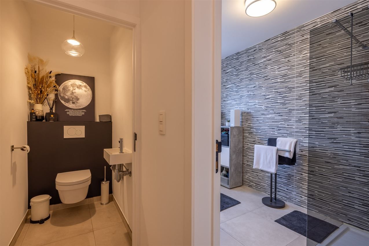 2 grote slk, 123m², hoogwaardige afwerking met tuintje en EPC A. foto 15