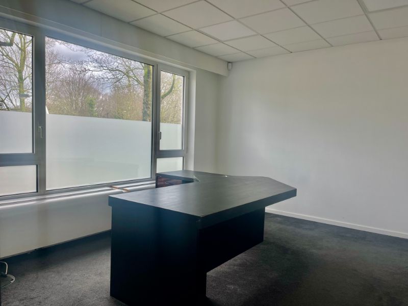 Villa met zee van ruimte , ideaal om te wonen + werken ! foto 18