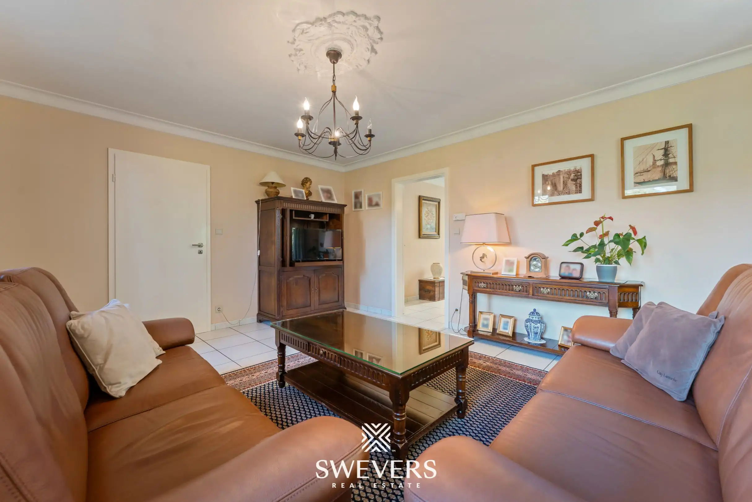 Ruime open bebouwing met zwembad op zonnig perceel (22a42ca) in Bolderberg foto 3