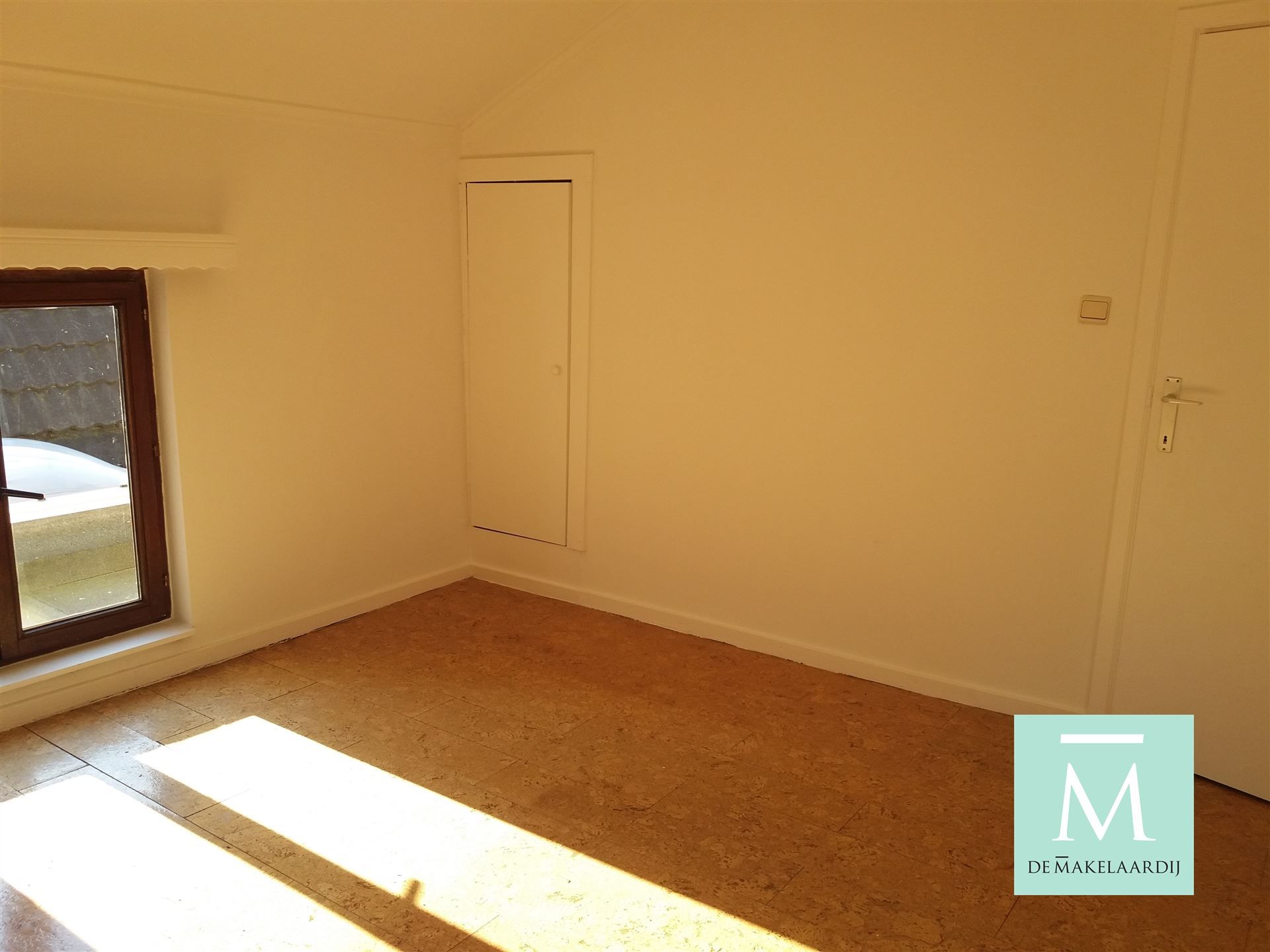 Charmante woning met 2 slaapkamers en leuk terrasje op toplocatie! foto 9