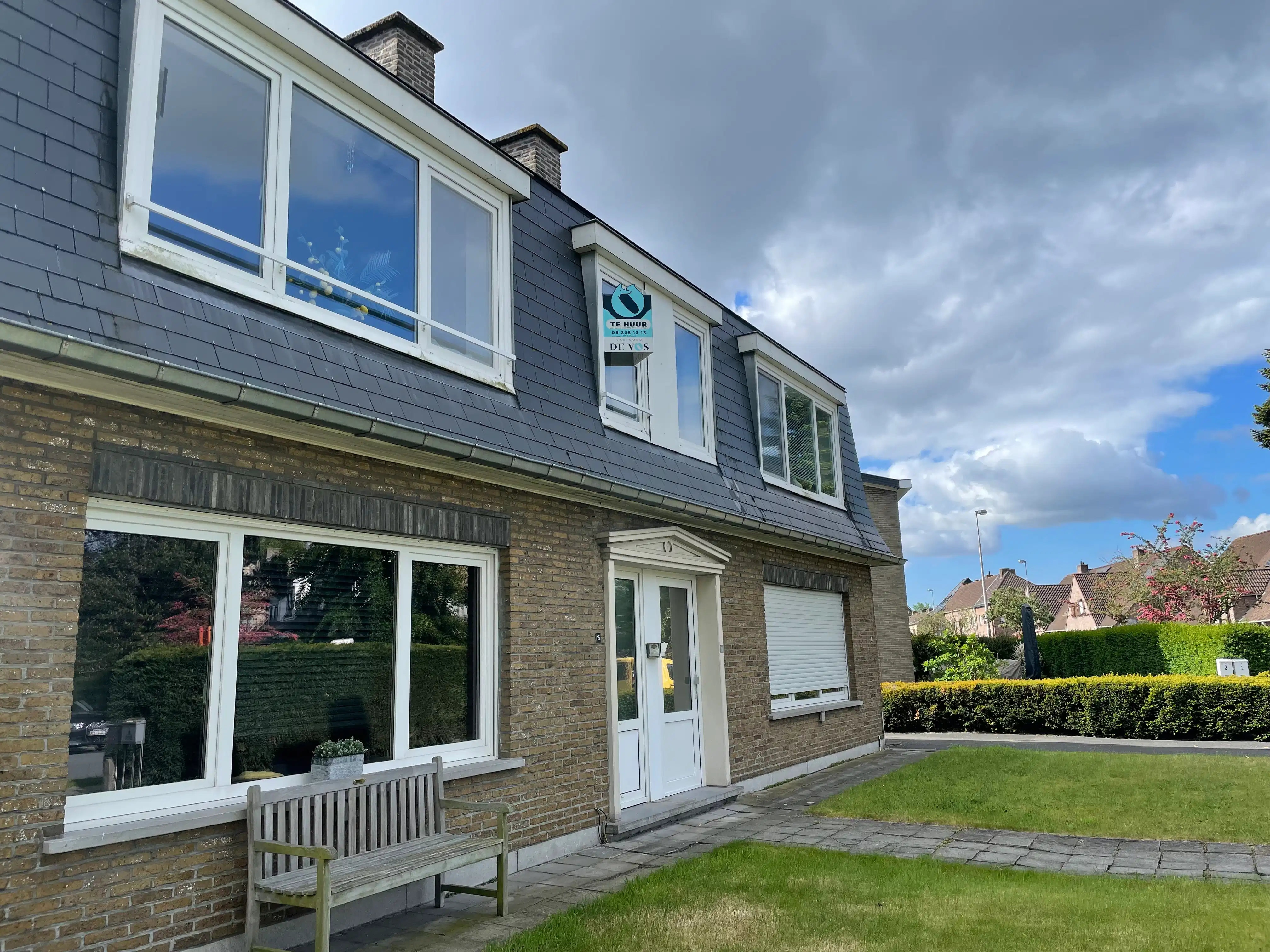 Instapklaar 2-slaapkamerappartement met garage in Wondelgem foto 18