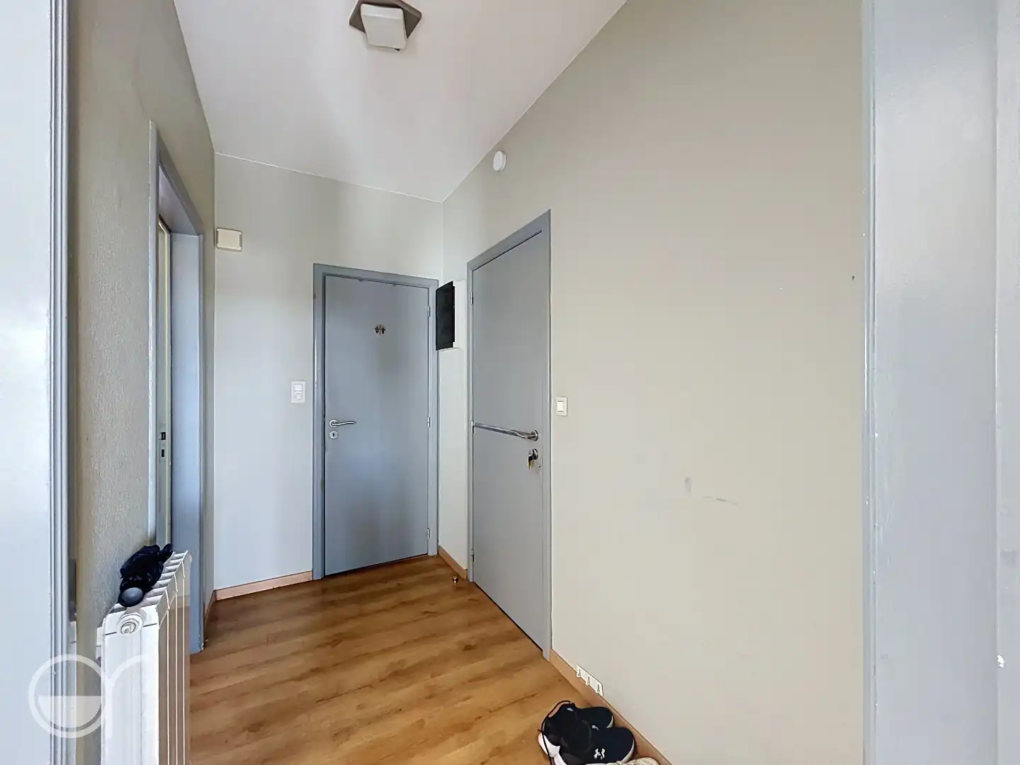 Een mooi 2-slaapkamer appartement vlakbij het Sint-Pietersstation foto 4