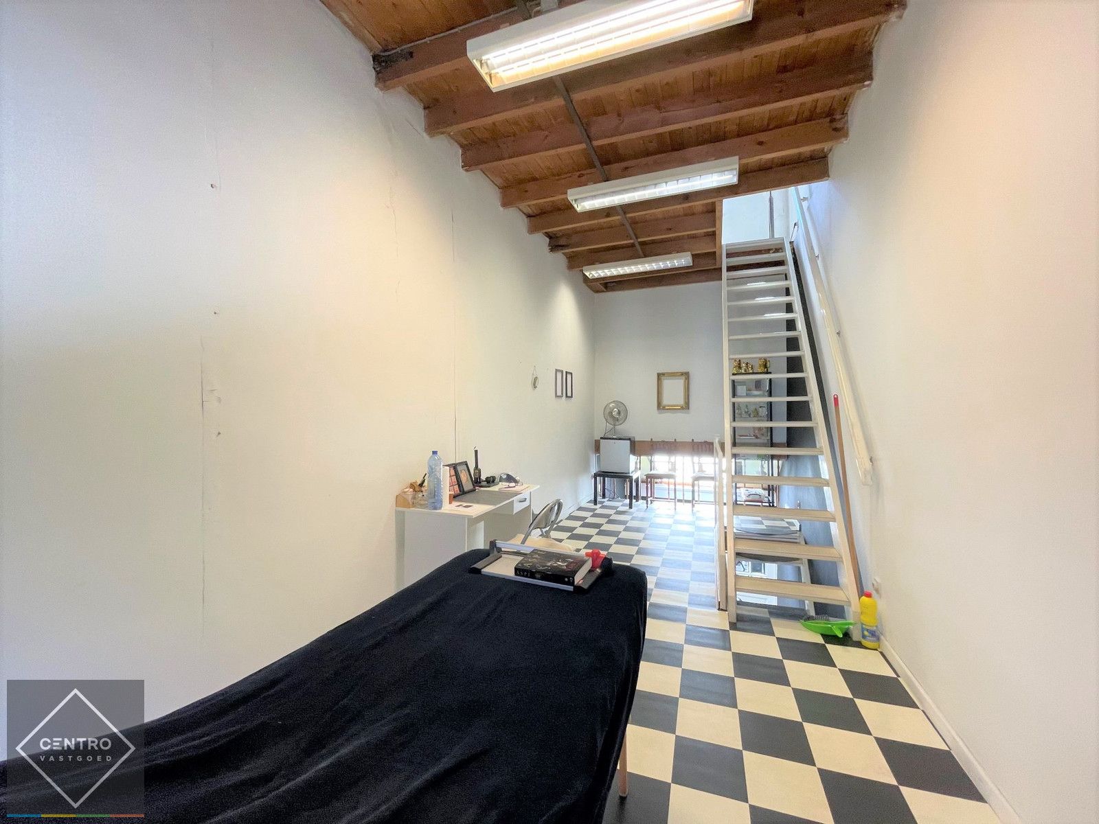 CHARMANT woon- en handelshuis op TOPligging te Brugge! foto 8