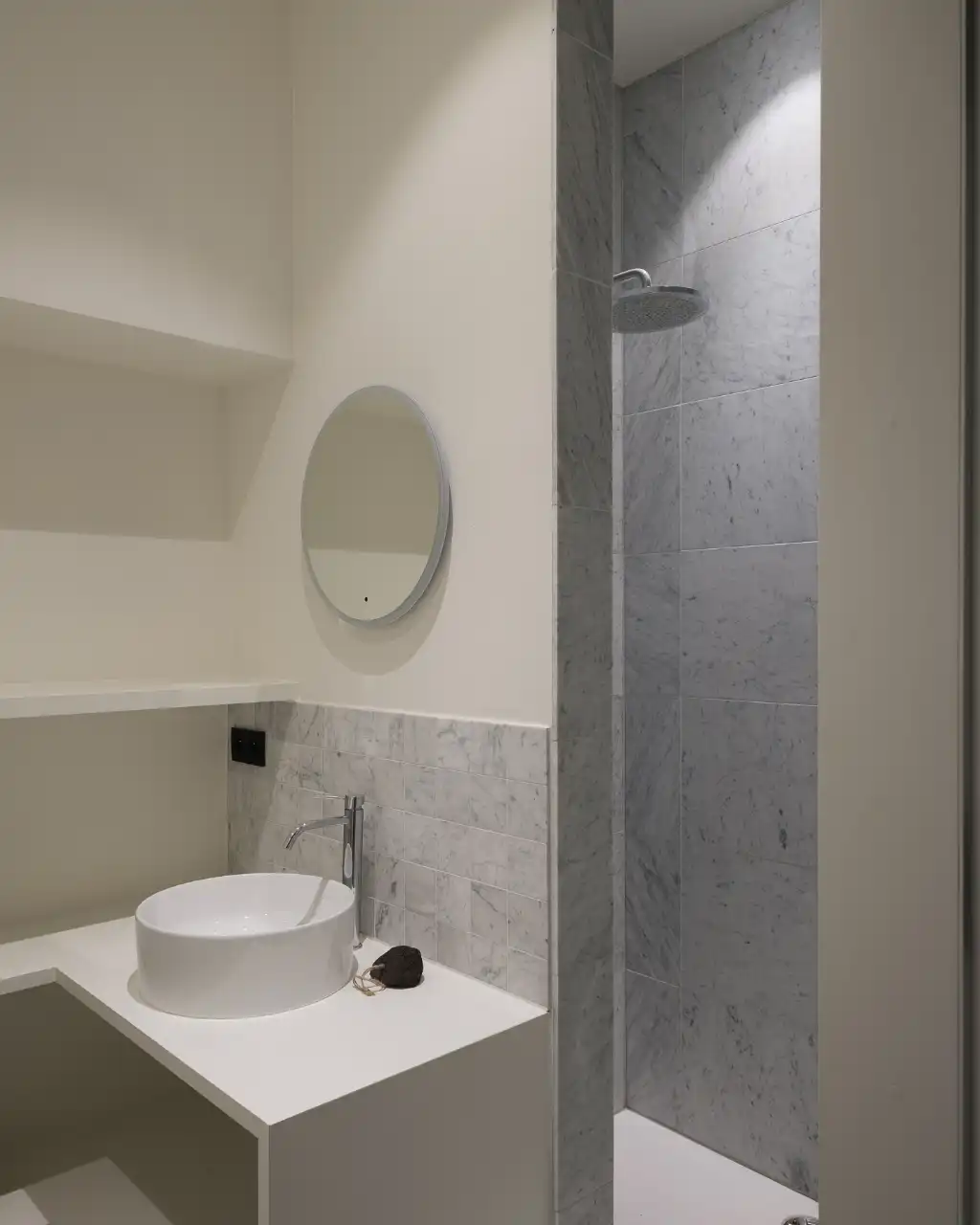 Architecturaal 1-slaapkamerappartement met ruim buitenterras in centrum Gent foto 8