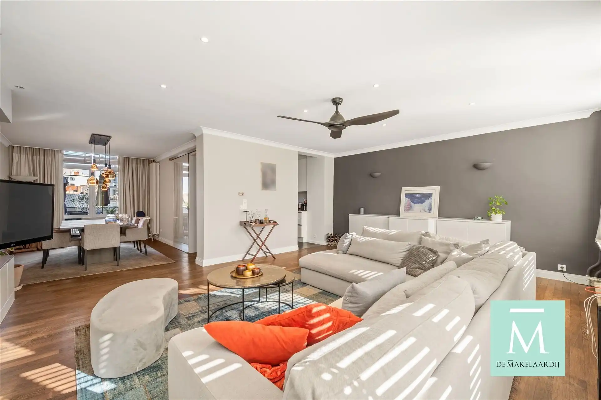 Prachtige handelswoning met overdekte garage nabij de vaart te Mechelen foto 11