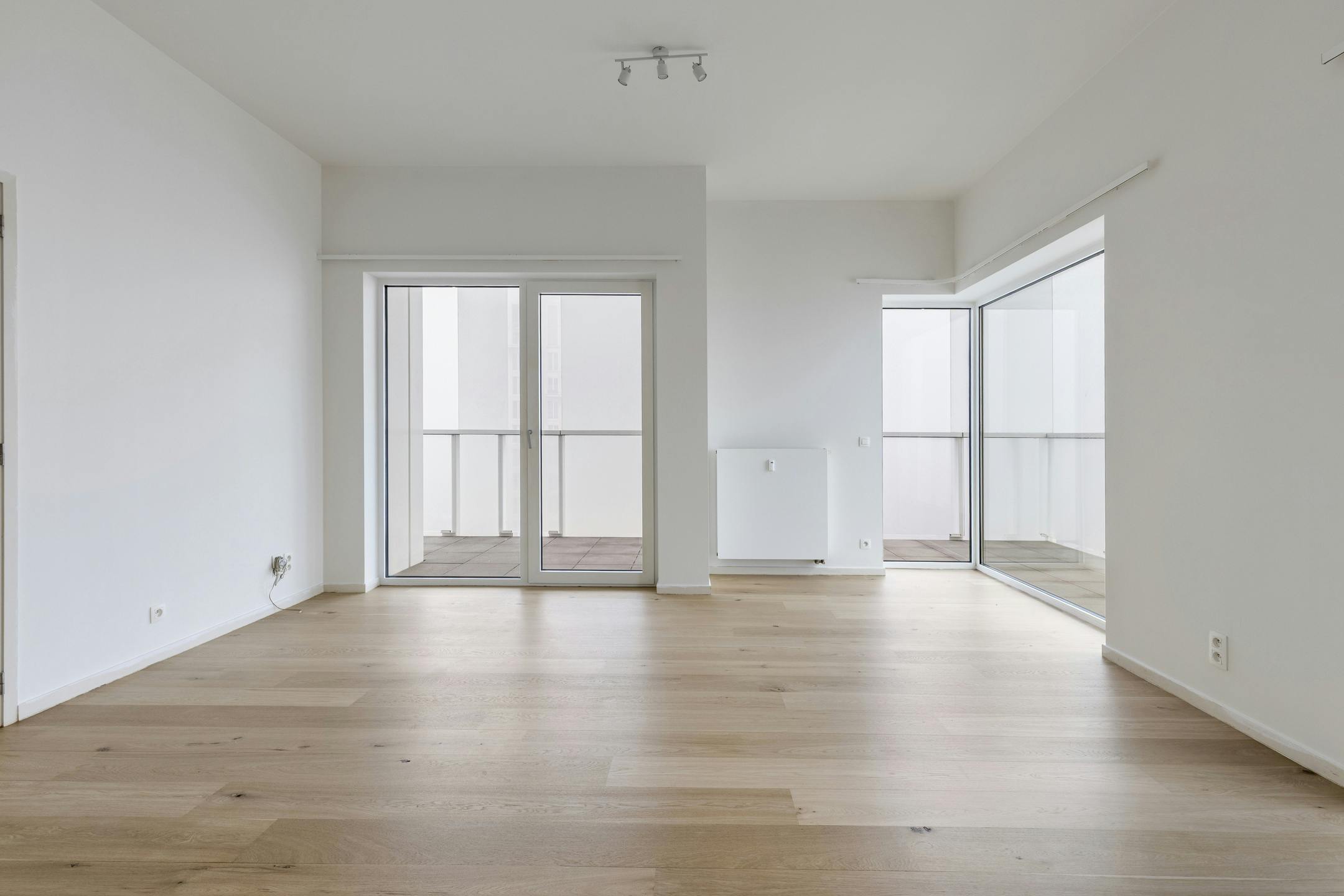 Instapklaar 2 slaapkamer appartement te koop in Antwerpen foto 6