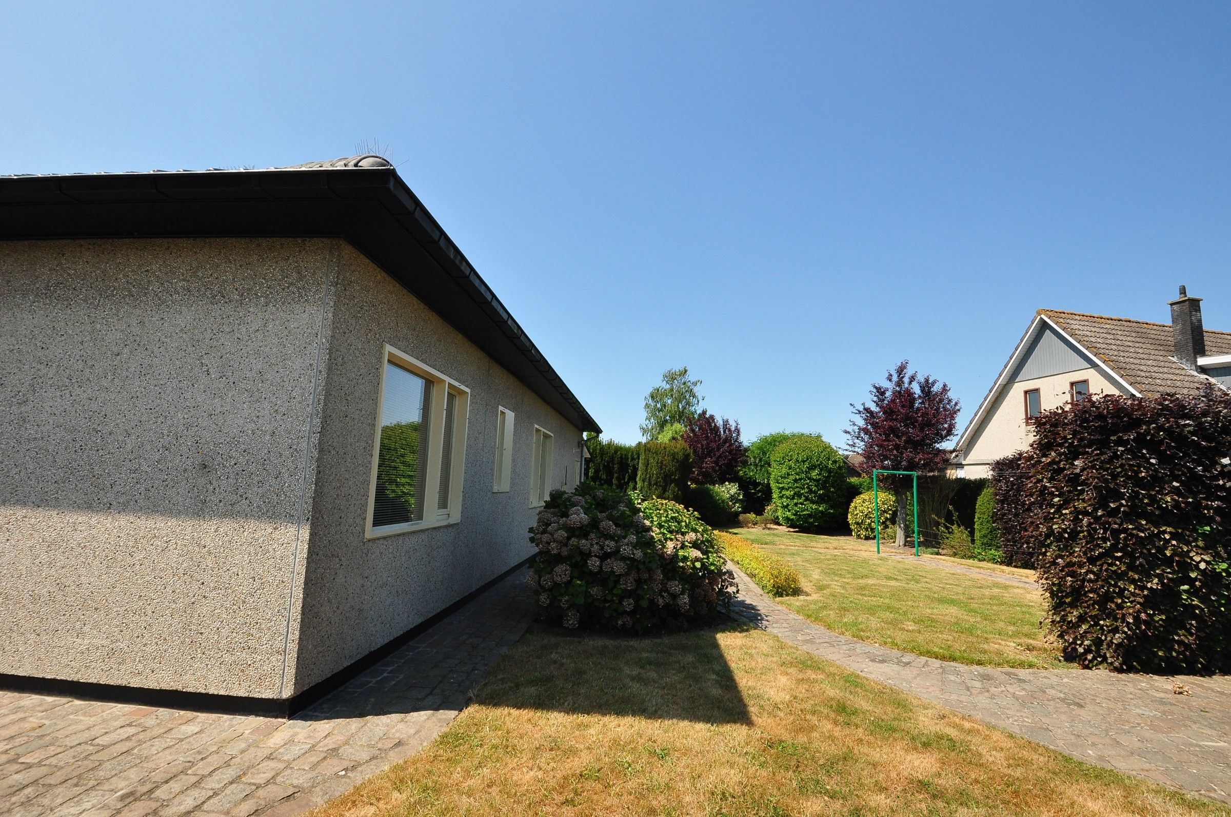 Alleenstaande woning met grote tuin, garage en carport te Zandvoorde foto 15