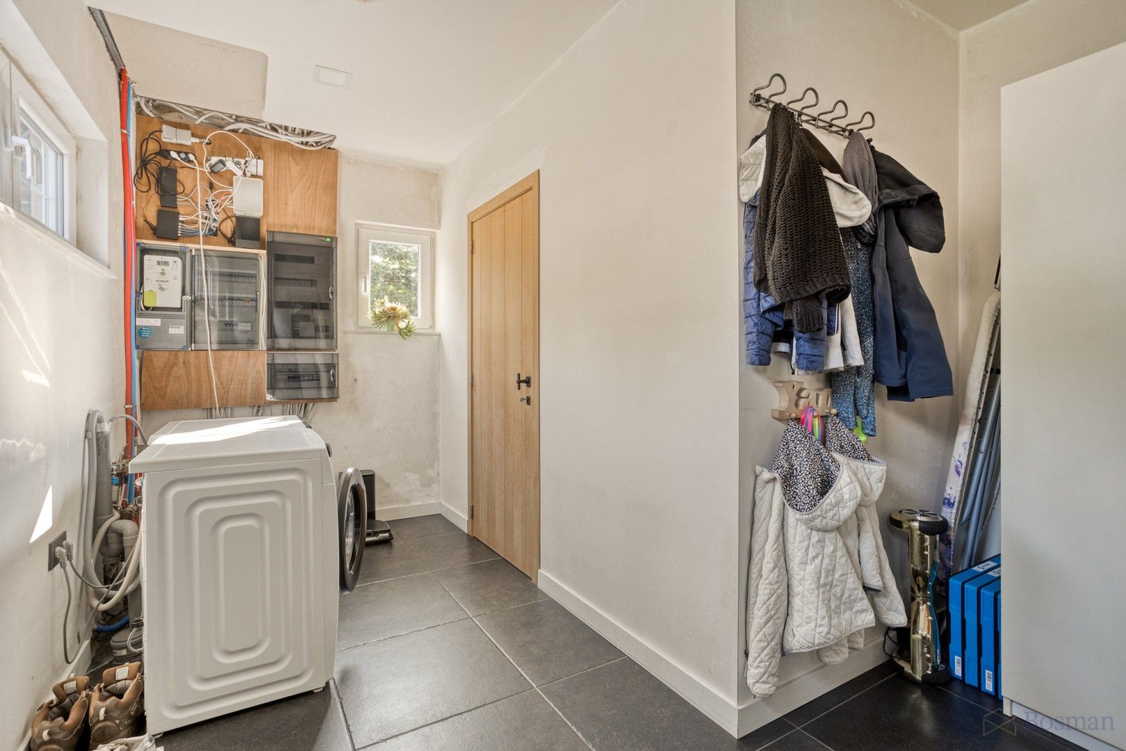 Lichtrijke energiezuinige woning te koop in Paal foto 9