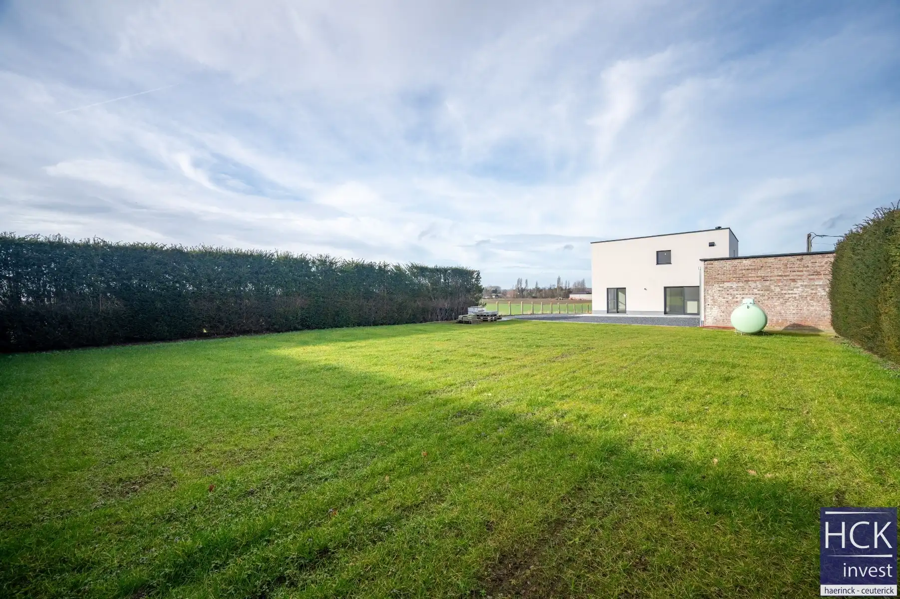 KRUISHOUTEM - Zeer gunstig gelegen luxueuze woning op 1.026 m² foto 11