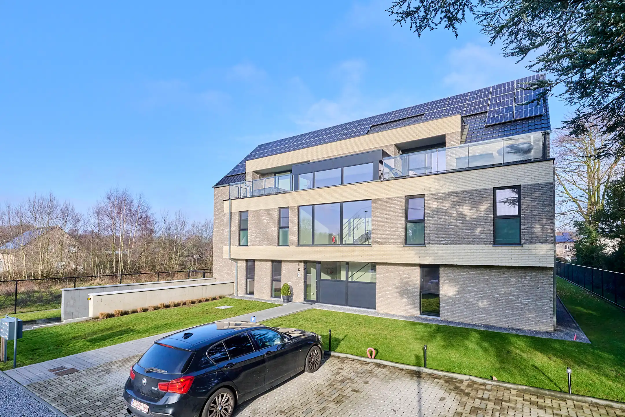 INSTAPKLAAR GELIJKVLOERS 1 SLAAPKAMER APPARTEMENT foto 13