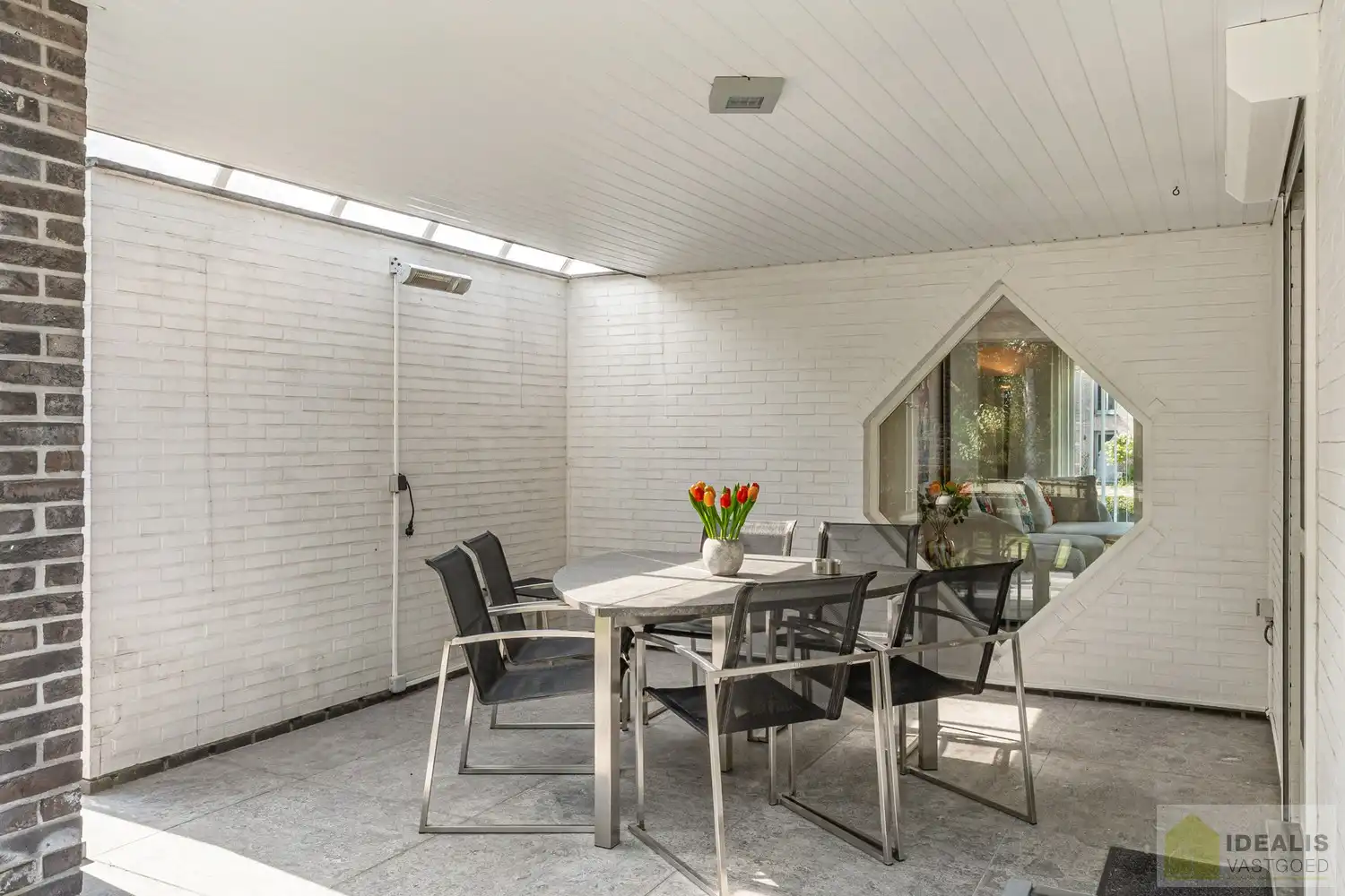 //INVESTERING – NIET VOOR EIGEN GEBRUIK// UITERST GOED ONDERHOUDEN GEZINSWONING OP EEN PRACHTIG, GROEN EN RUSTIG PERCEEL VAN MAAR LIEFST 11A &nbsp;MET LICHTRIJKE WOONKAMER, 3 KNAPPE SLAAPKAMERS, BADKAMER, AFGEWERKTE ZOLDERVERDIEPING EN ONDERGRONDSE GARAGE foto 29