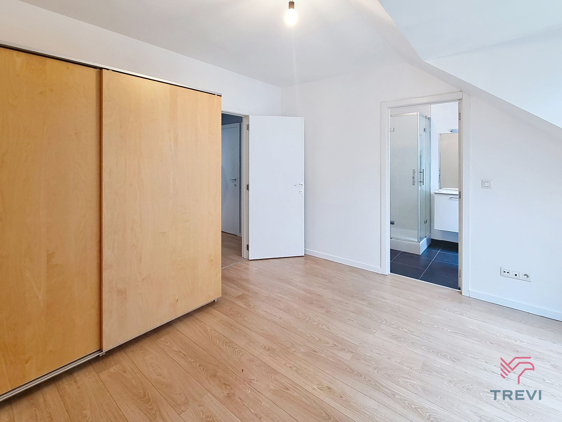 Huis met 4 slaapkamers - Bouwjaar 2016 foto 16