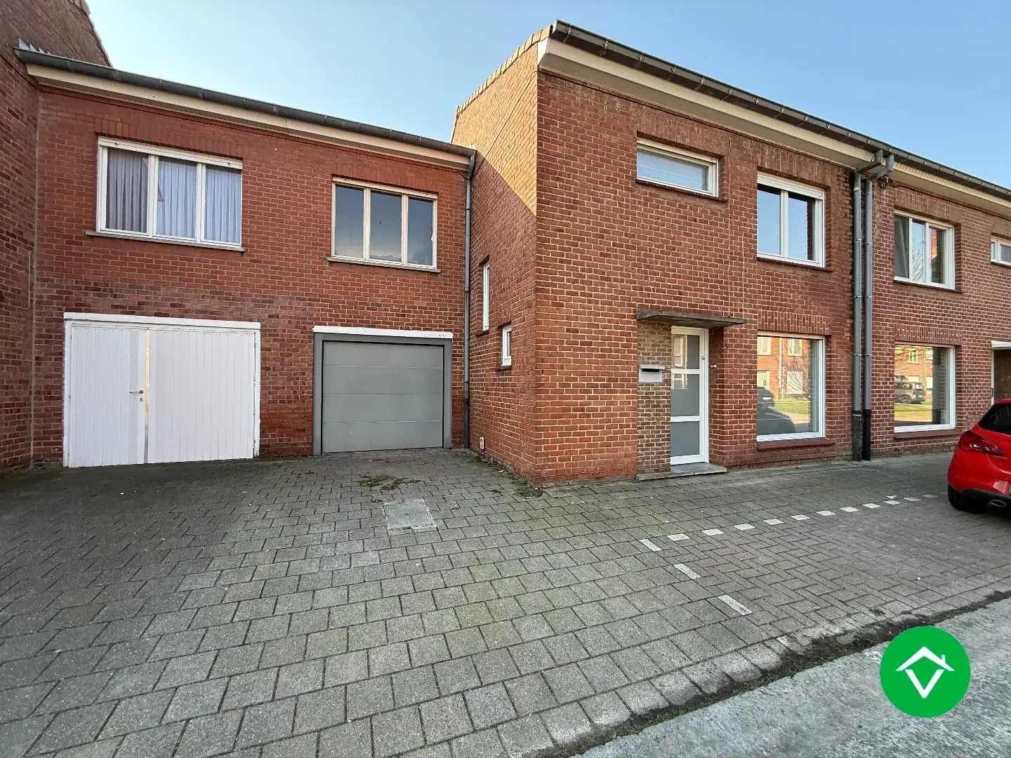 Stevige rijwoning met 4 slaapkamers, tuin en garage te Roeselare foto 27