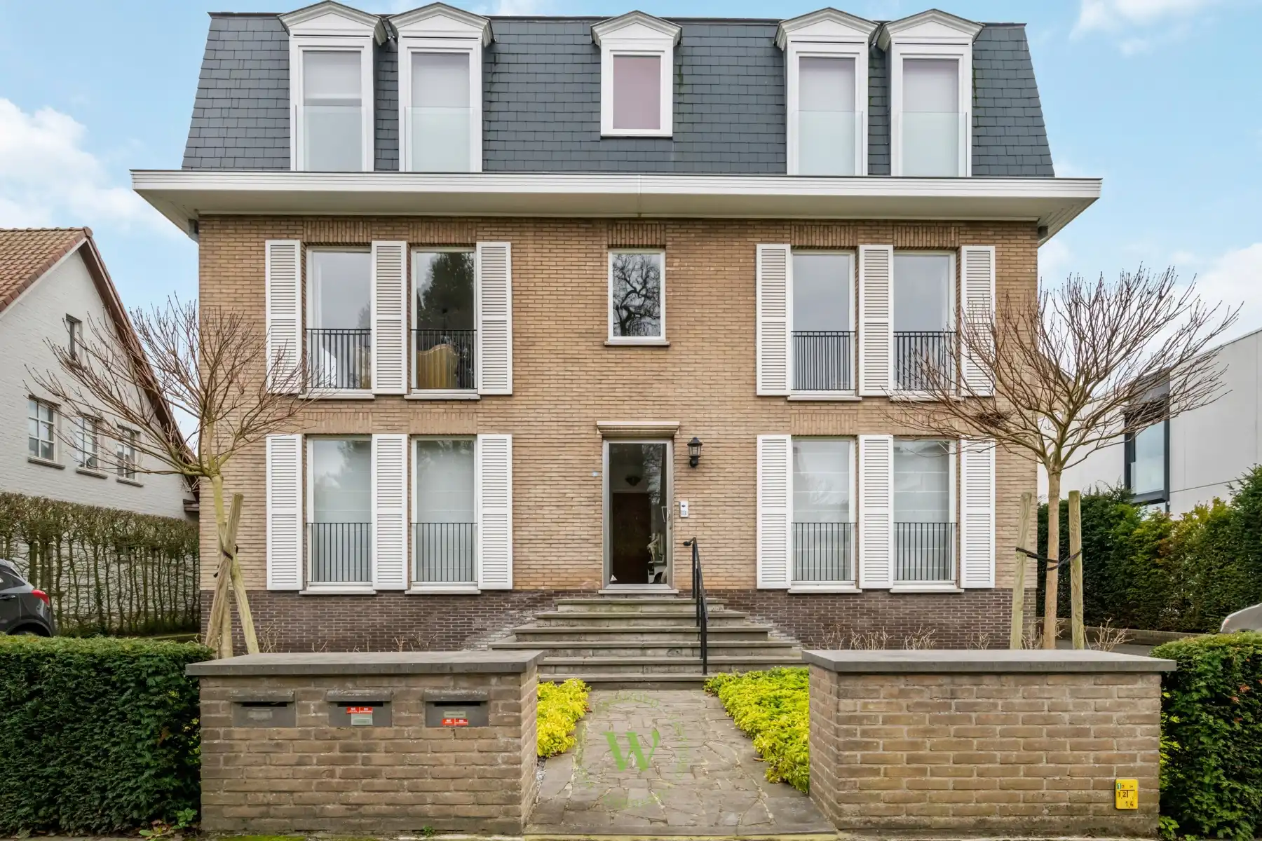 Hoofdfoto van de publicatie: Lichtrijk 3-slaapkamerappartement met 2 garages en berging