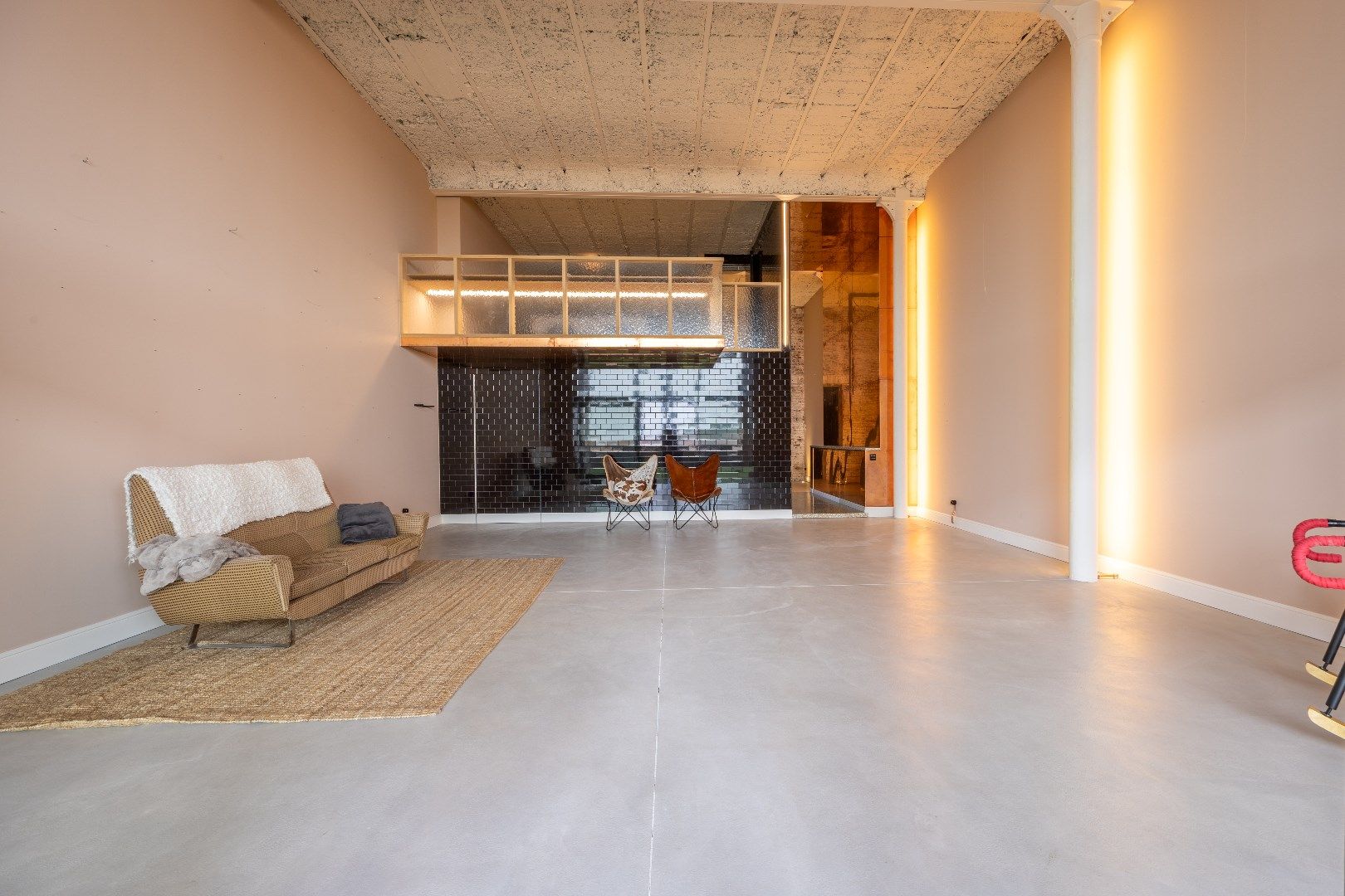 SUBLIEME LOFT MET RUIM TERRAS EN AUTOSTAANPLAATS foto 3
