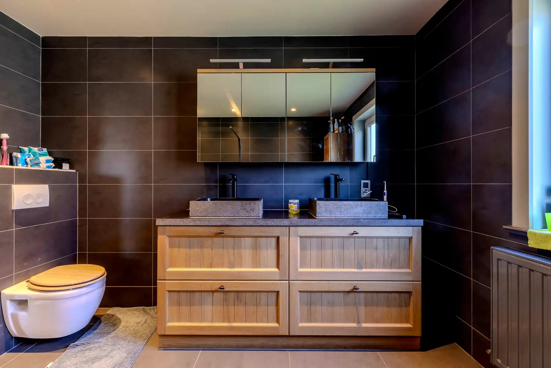 Zeer energiezuinige woning met 5 slpks op ca. 769 m² grond.  foto 15