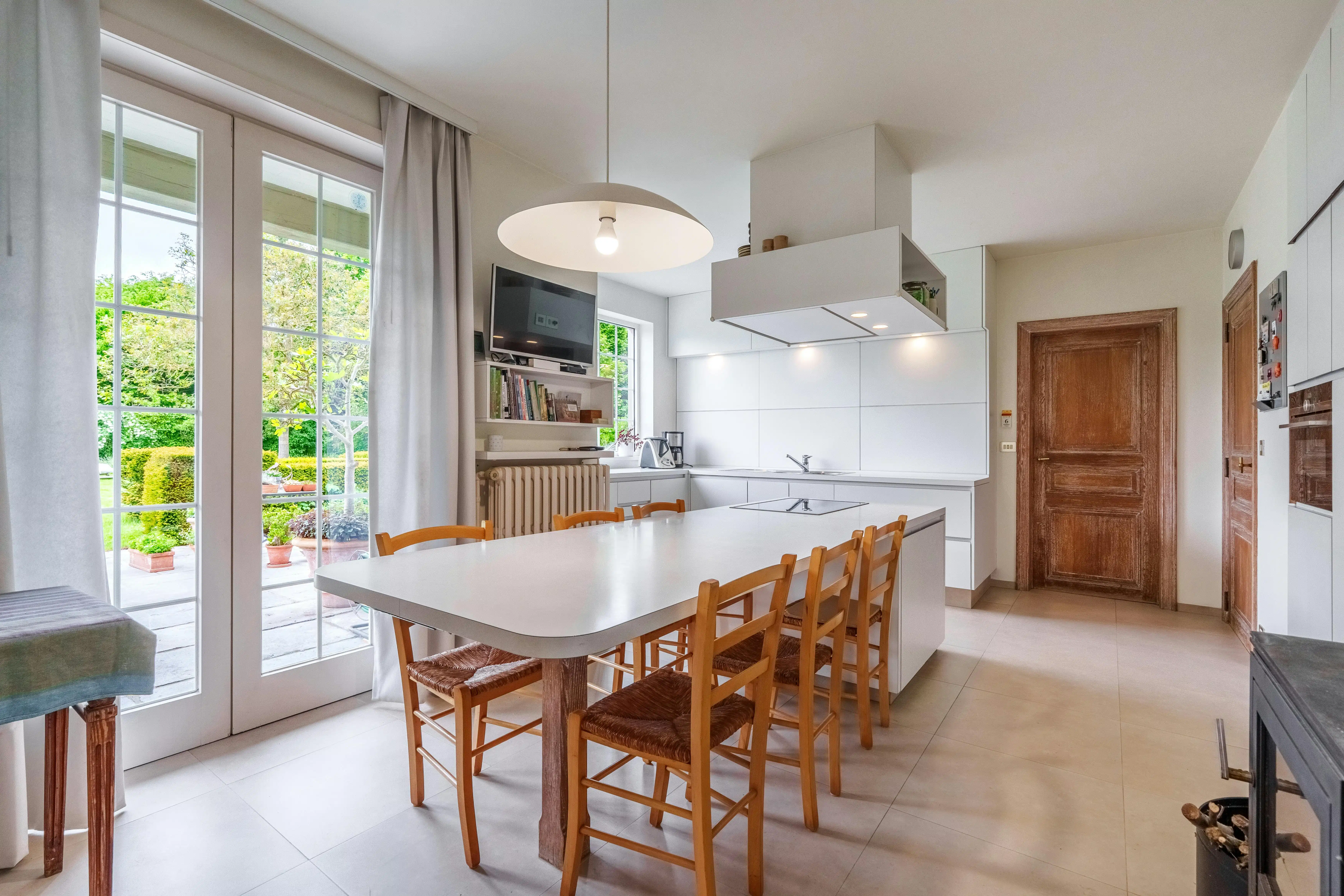 Exclusieve villa nabij het Sterrebos in Rumbeke foto 9