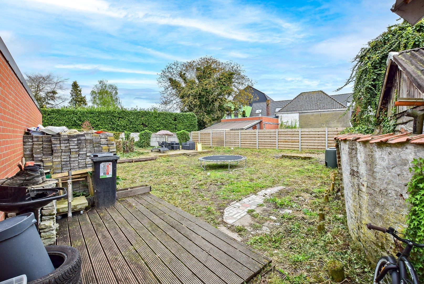 Instapklare rijwoning met 3 slaapkamers en tal van mogelijkheden. foto 13