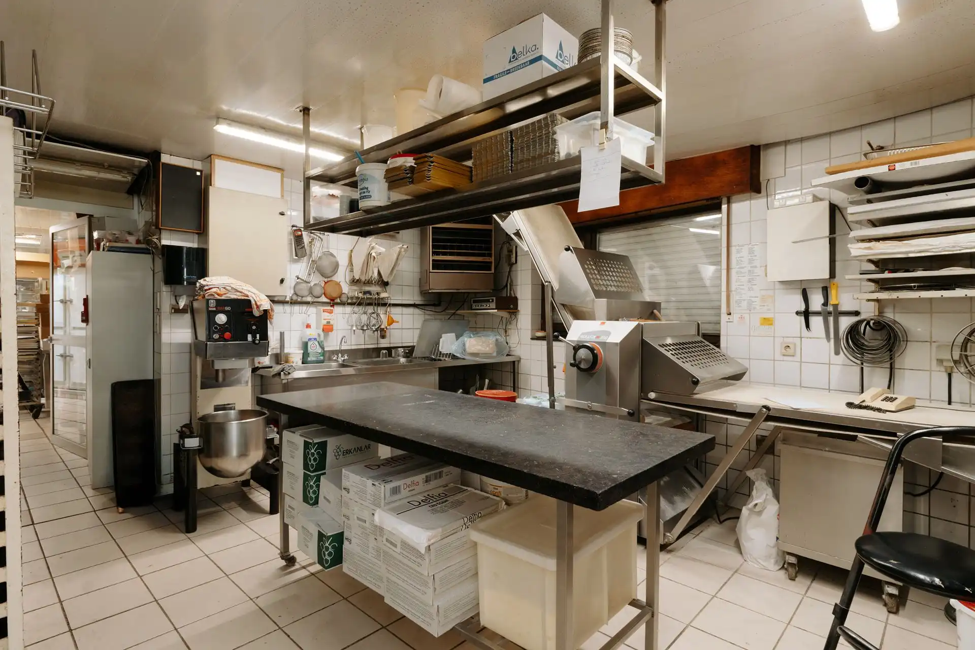 Overname handelszaak: Karaktervolle bakkerij op toplocatie foto 6