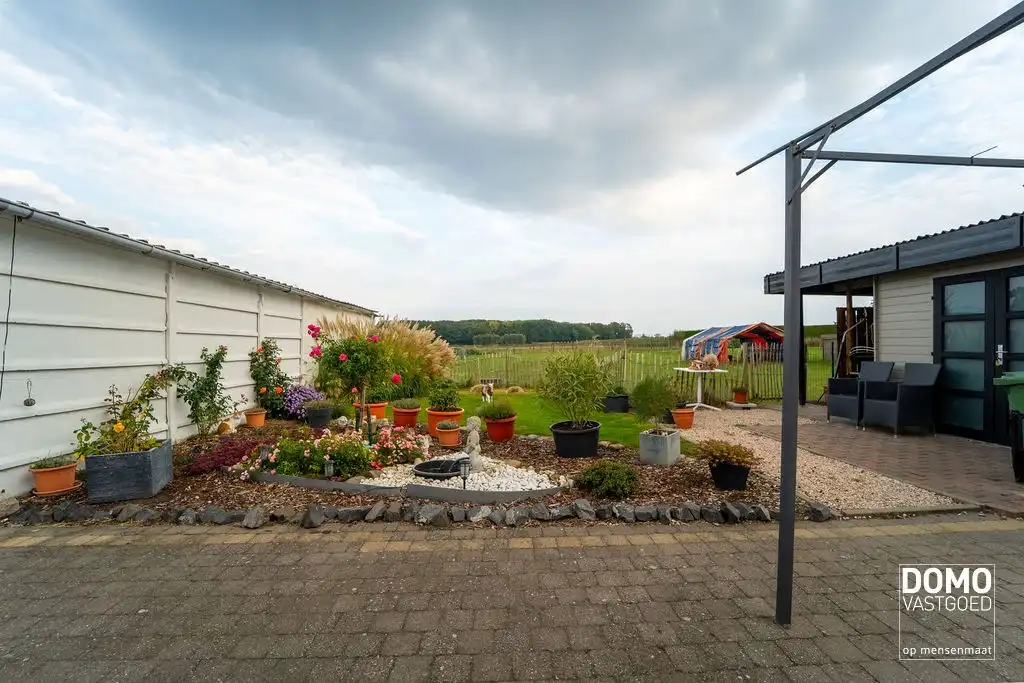 Landelijke open bebouwing met prachtig uitzicht foto 21