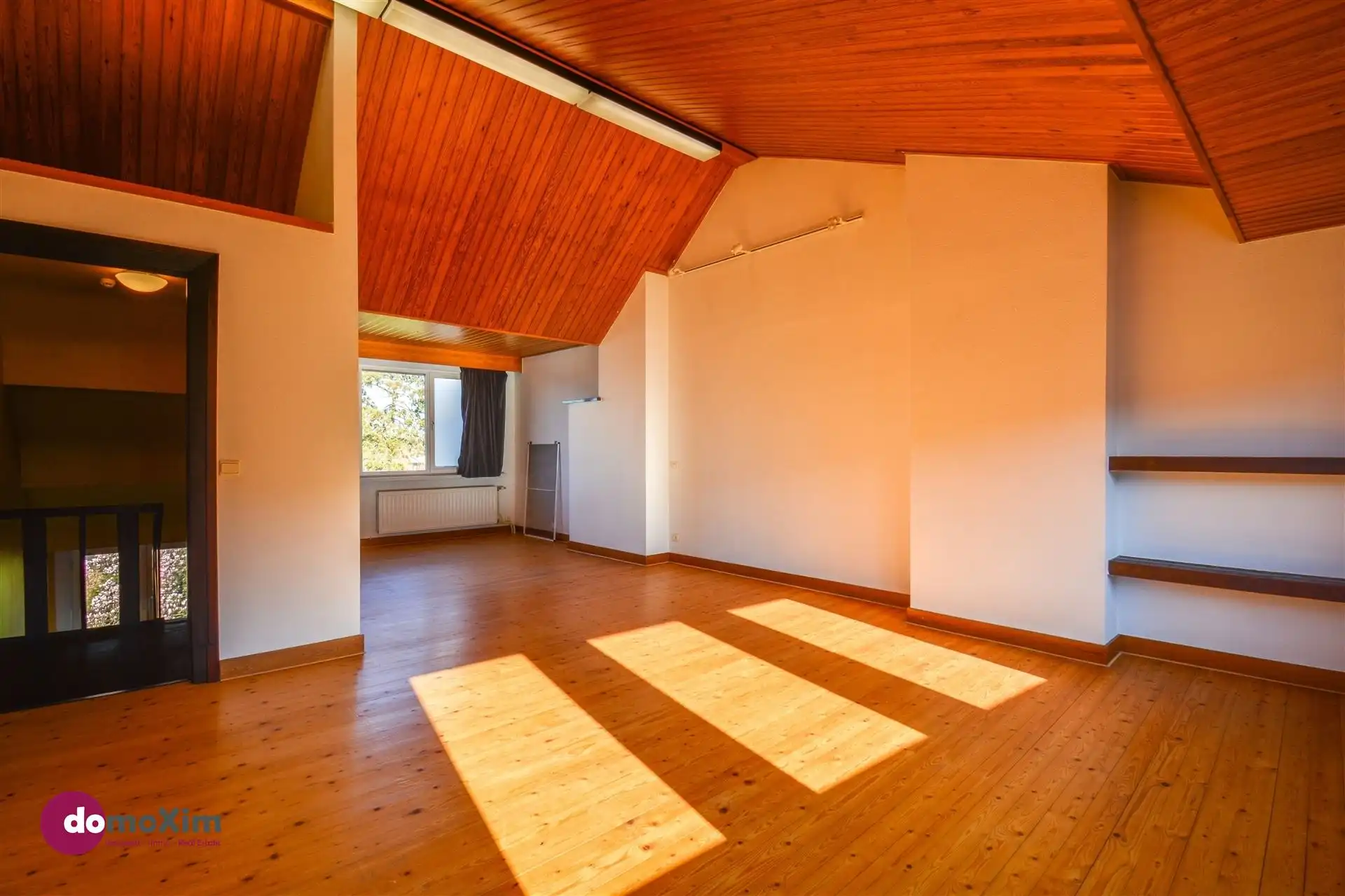 Ruime, karaktervolle stadswoning met twee garageboxen en tuin in Mechelen foto 21