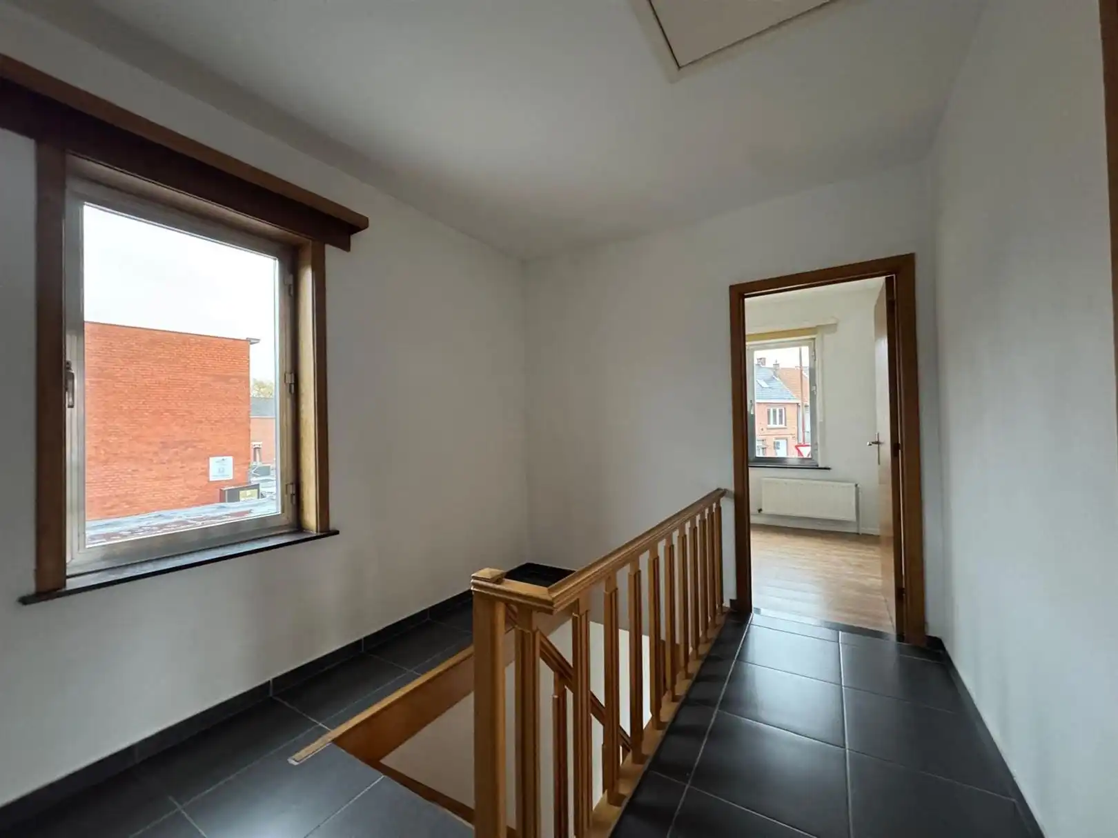 Half open bebouwing foto 9