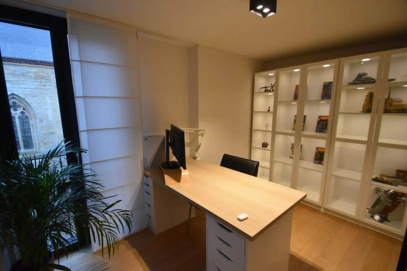 Geklasseerd appartement in hartje Tongeren. foto 9