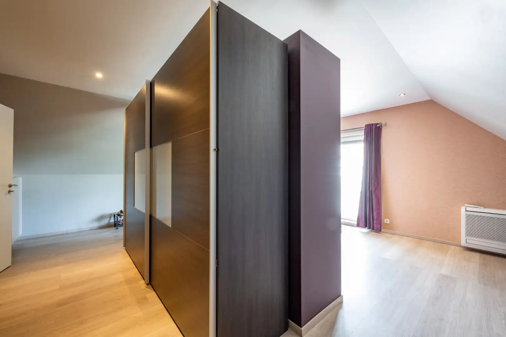 Moderne, energiezuinige woning met zwembad foto 19
