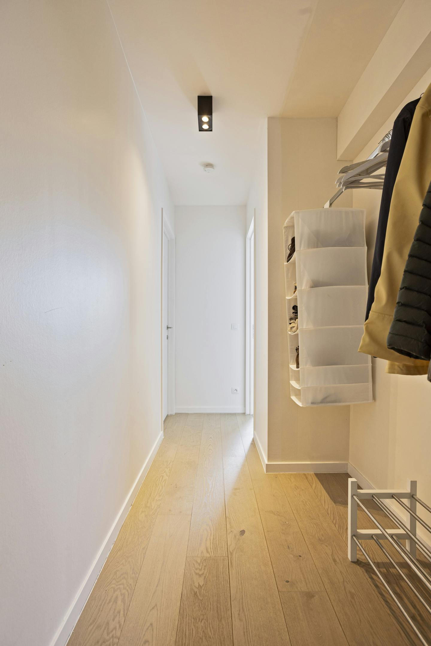 Appartement met garage te huur in Veurne. foto 3