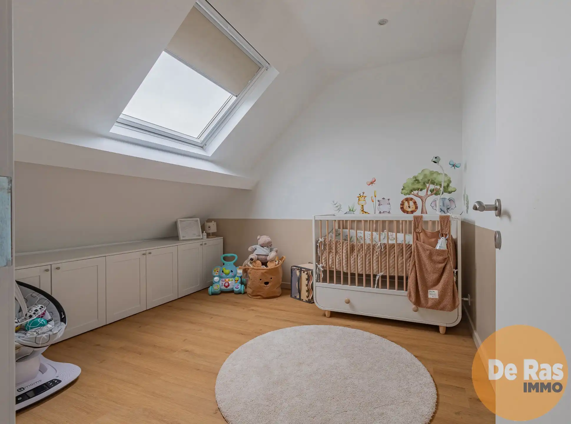 HUMBEEK -Leuke woning met tuin en 3 slpk met zicht op water foto 12