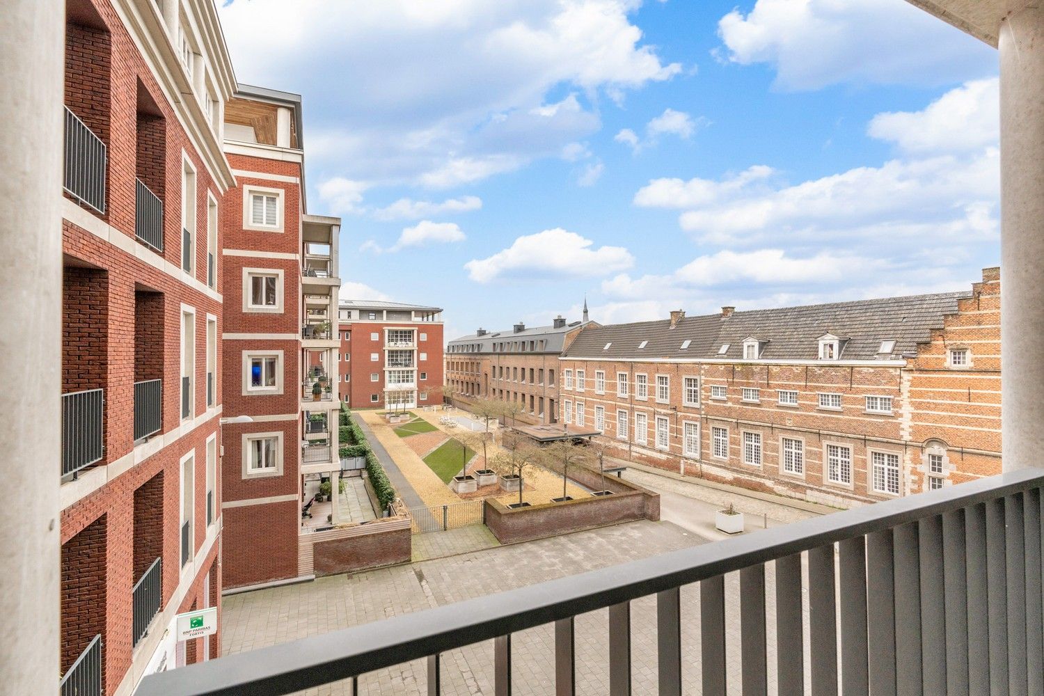 Uitzonderlijk appartement met 3 slaapkamers in het hartje van Sint-Truiden foto 5