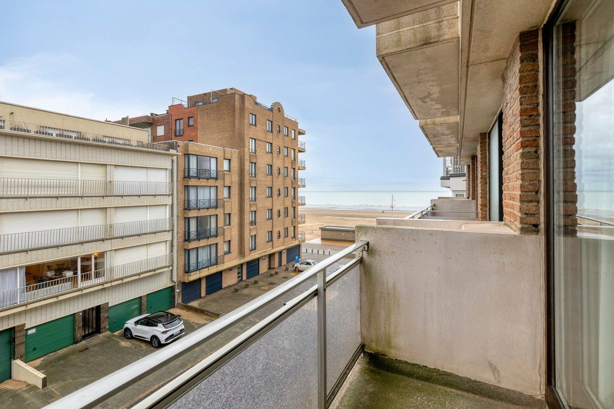 Gezellig appartement met zijdeling zeezicht foto 4