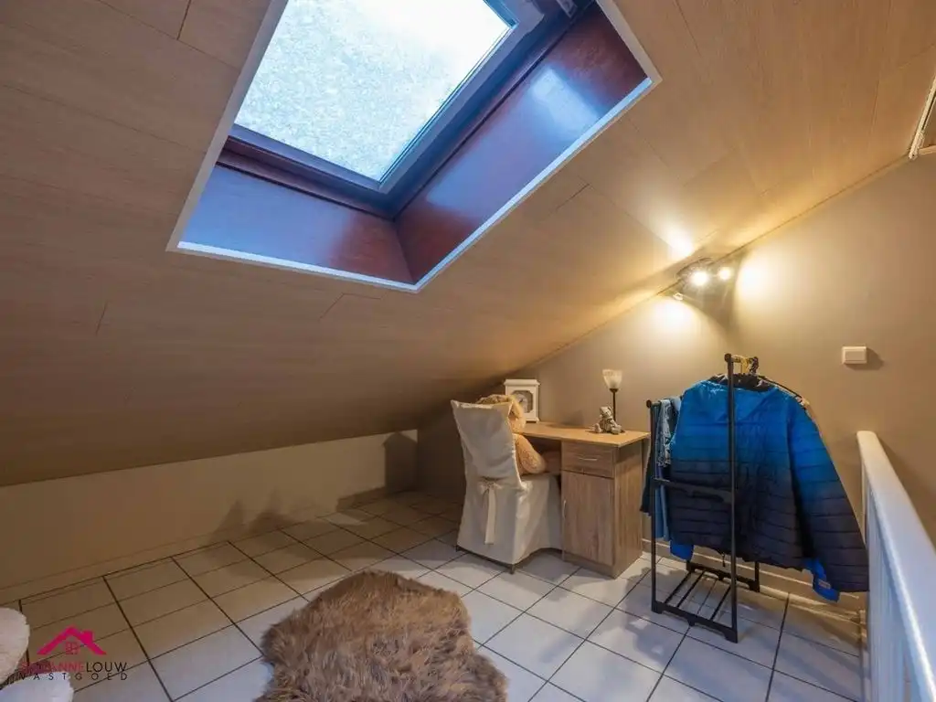 Charmante, vrijstaande woning foto 35