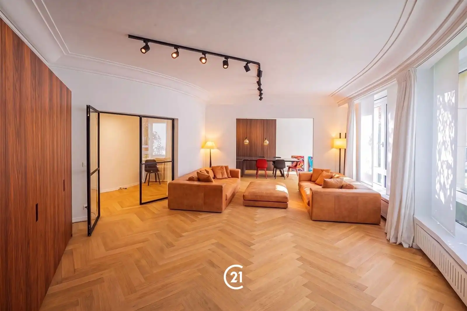 CAMBRE – Uitzonderlijk luxueus gelijkvloersappartement met tuin tegenover Ter Kamerenbos

  foto 6