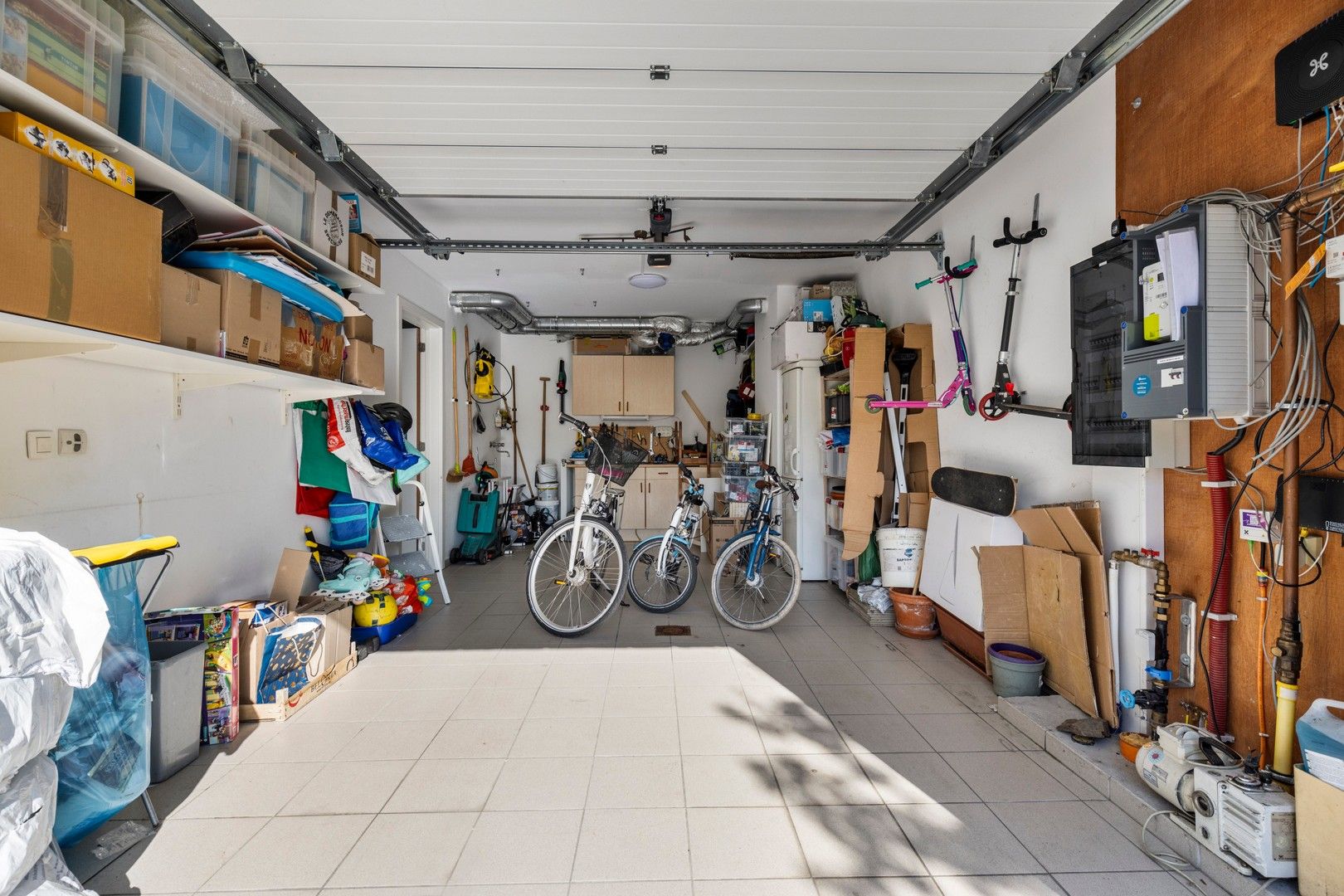 MODERNE, RUIME EN ENERGIEZUINIGE GEZINSWONING MET TUIN, GARAGE, 3 TERRASSEN EN 4 SLPKS OP TOPLOCATIE IN GENT foto 30