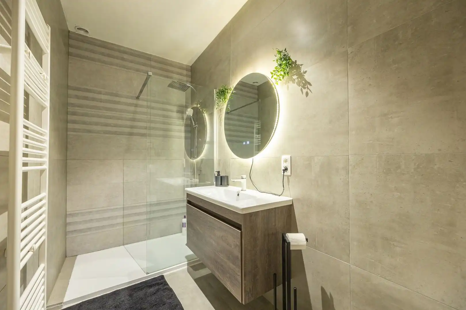 Stijlvol gelijkvloers met stadstuin  foto 9