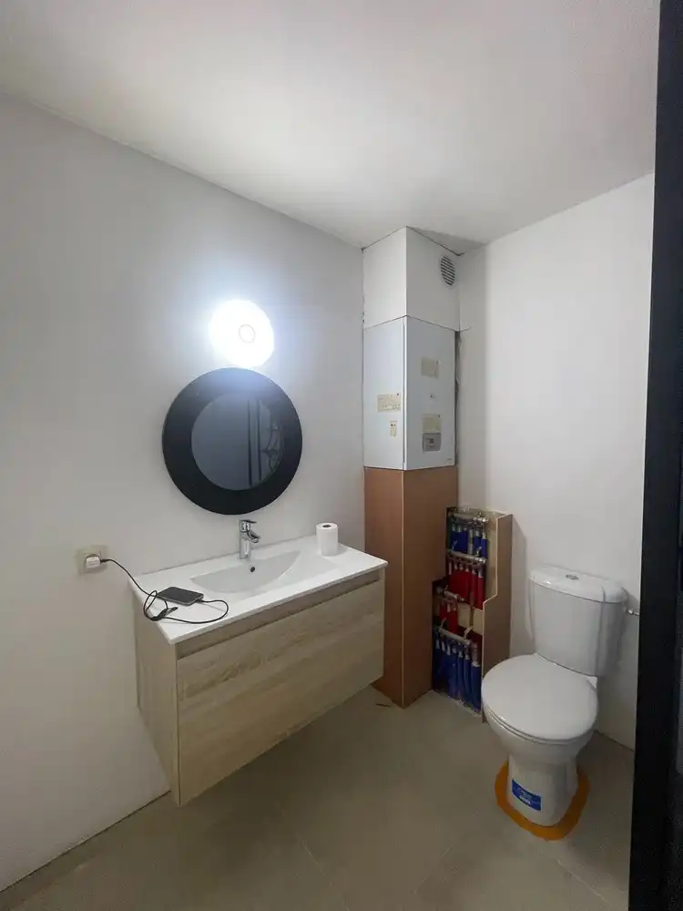 Volledig vernieuwd appartement met 2 terrassen foto 9