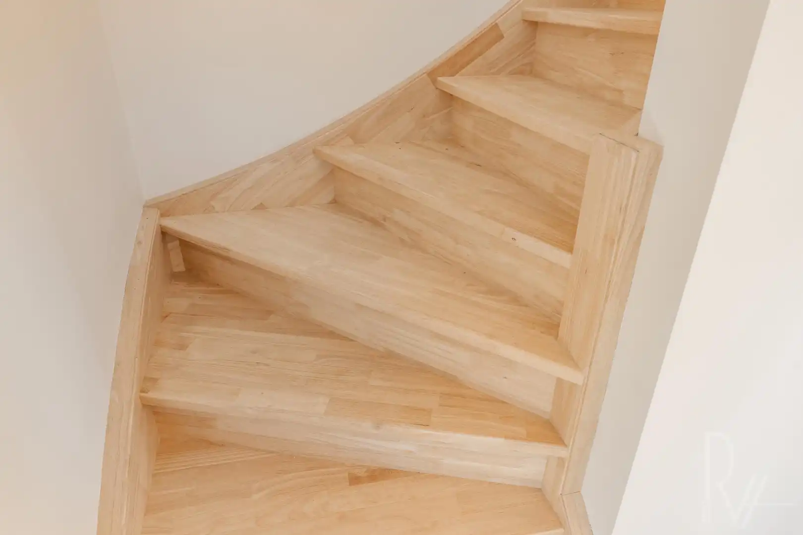 Nieuwbouwwoning foto 8