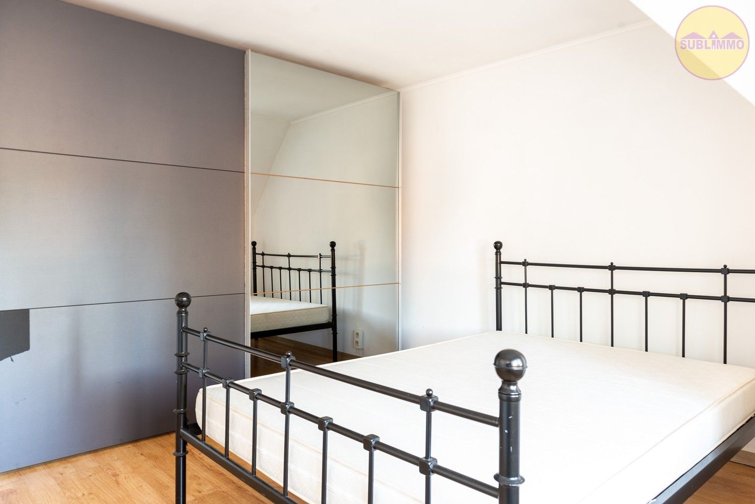 Ruime woning met afzonderlijk appartement op een perceel van 858 m² in Mol. foto 15