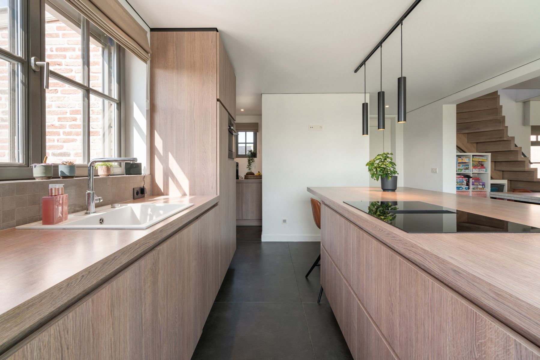 Instapklare woning met dubbele garage in het mooie Asenede foto 7