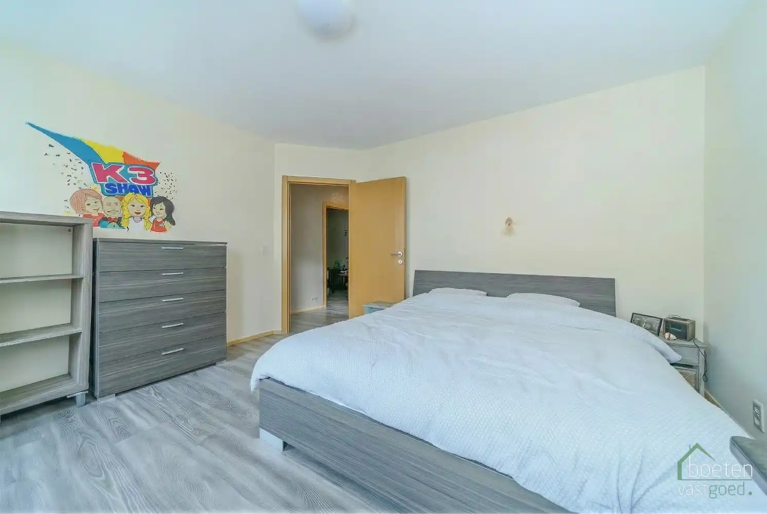 ALVERINGEM: instapklare beenhouwerij met woonst (4 slpks), ruim zonneterras/tuintje en garage in het hart van Alveringem. foto 22