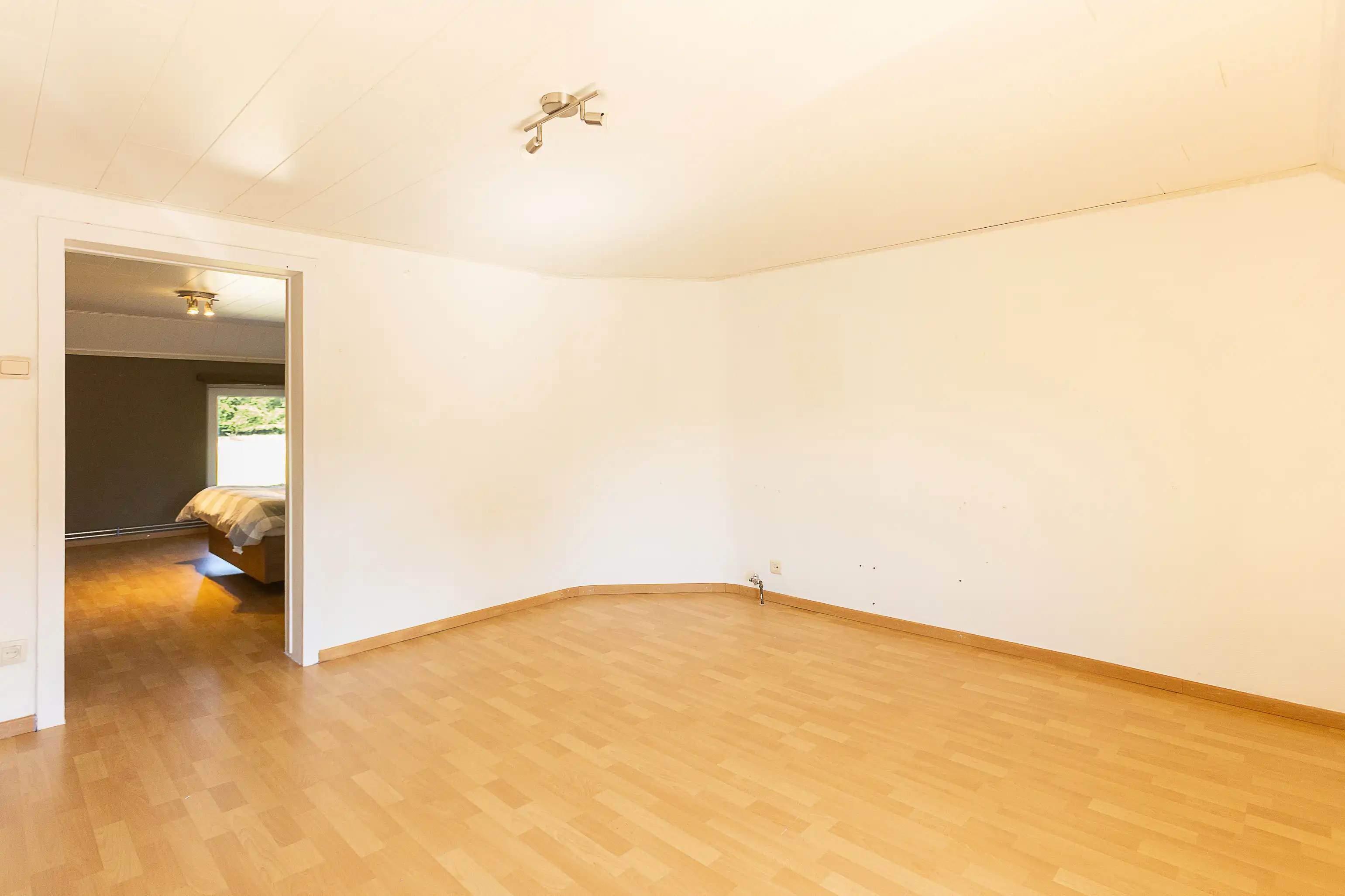 Charmante woning met tuin en uitbreidbare zolder foto 14