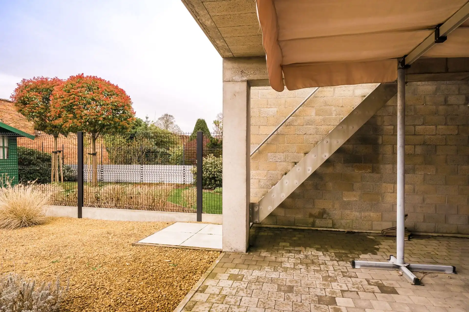 Instapklare bel-etagewoning met garage, tuin en zonnig terras foto 25