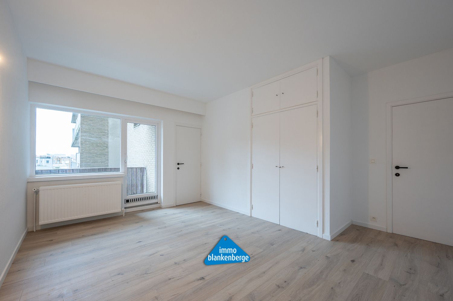 Prachtig gerenoveerd Hoekappartement met Havenzicht te Blankenberge foto 19