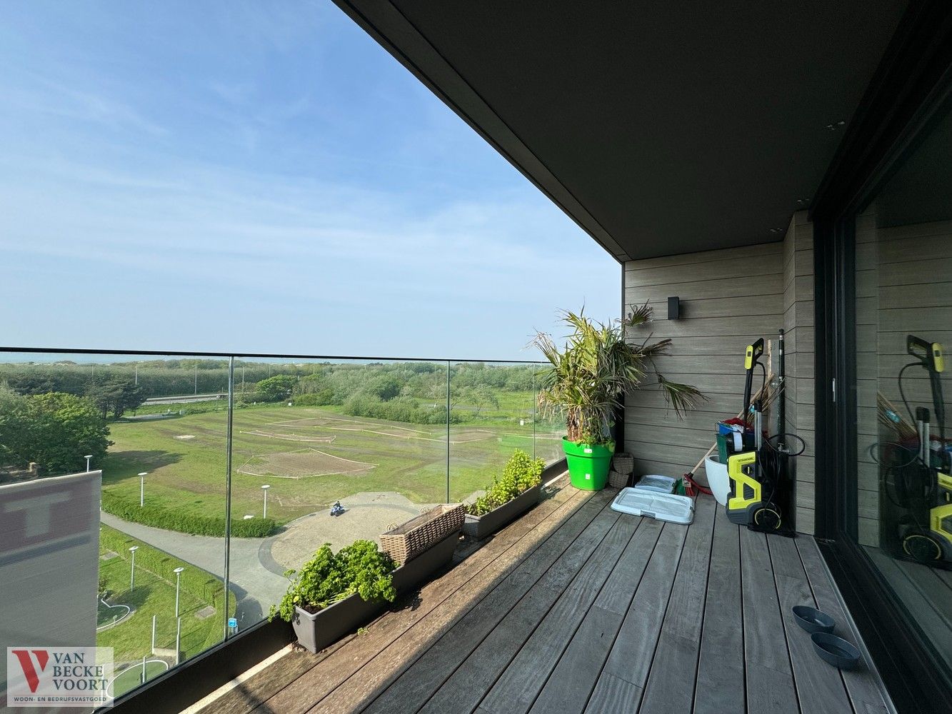 Exclusief appartement met zicht op duinen en zee foto {{pictureIndex}}