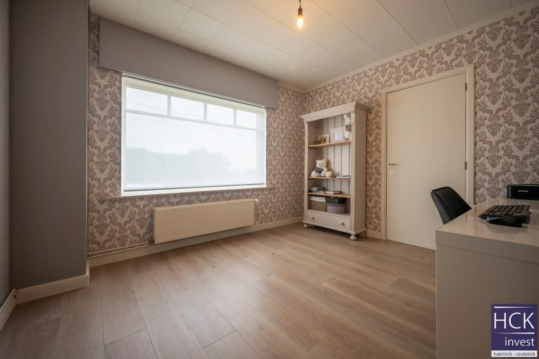 KRUISHOUTEM - Instapklare en prachtig gelegen woning met 4 SLPK. én zwembad foto 16